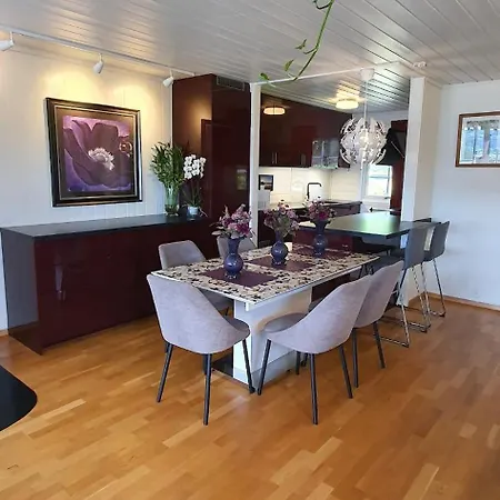 Flora Apartman