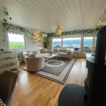 Flora Apartman
