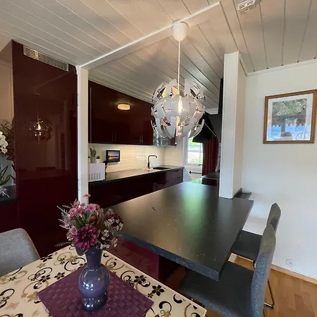 Flora Apartman